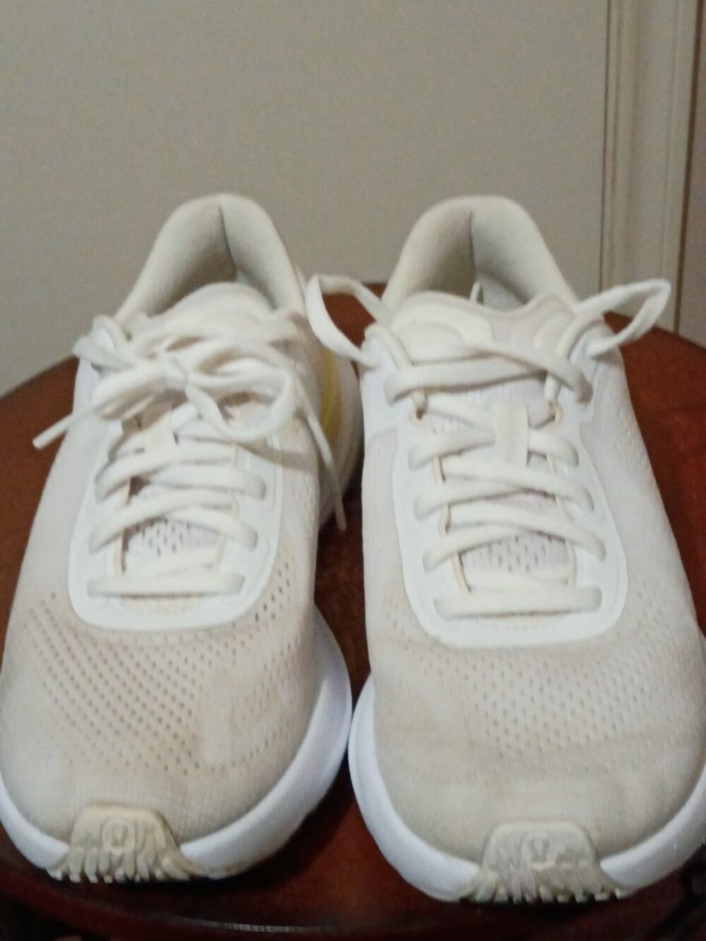 Lululemon Shoes Womens Size 8.5 White Beyondfeel Run Running Athletic Sneakers - Picture 12 of 16